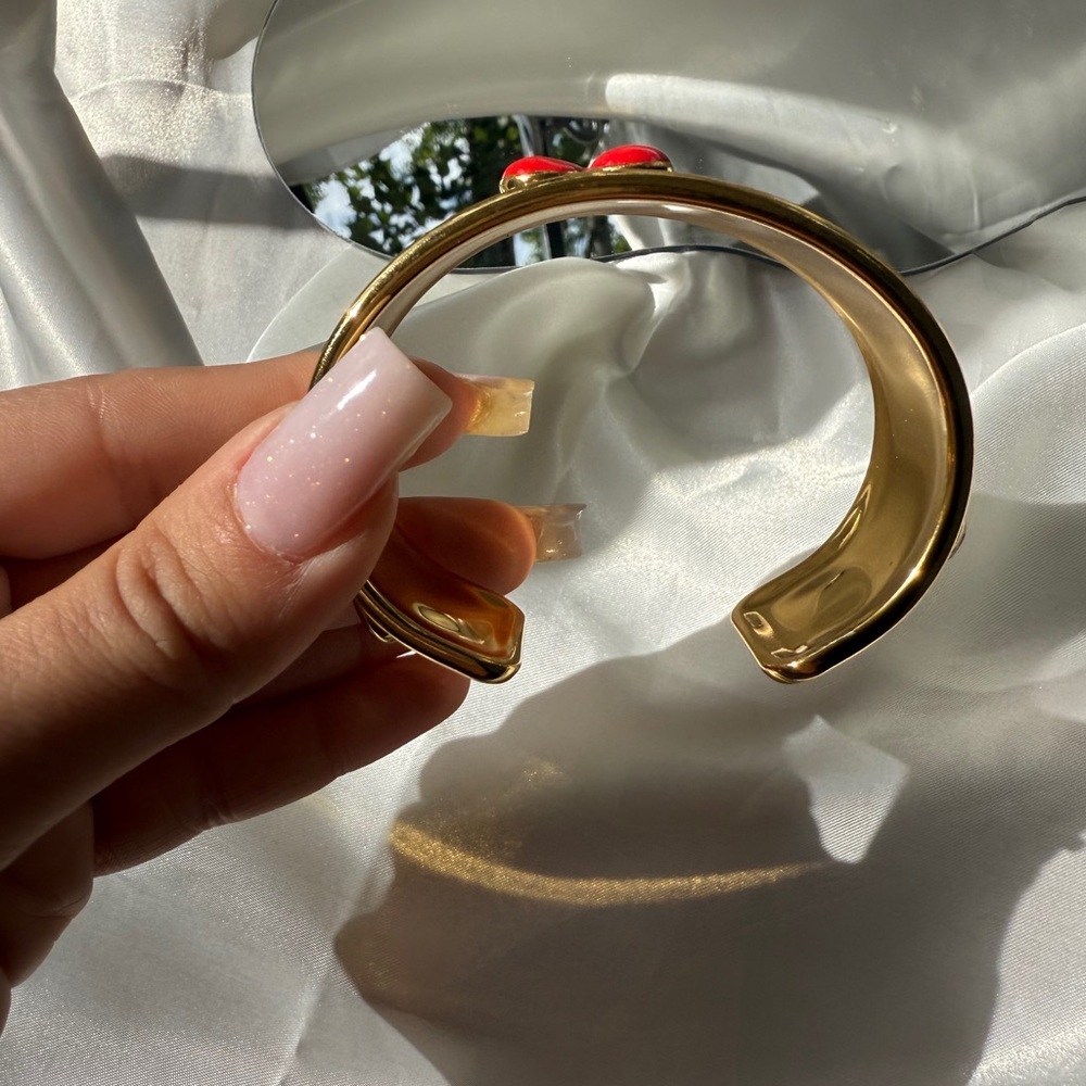 Cherry Enamel cuff Bracelet 
Gold
Stainless steel - Picture 8 of 12